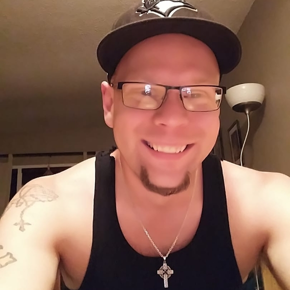 Meet your Posher, Joel - Picture 1 of 1